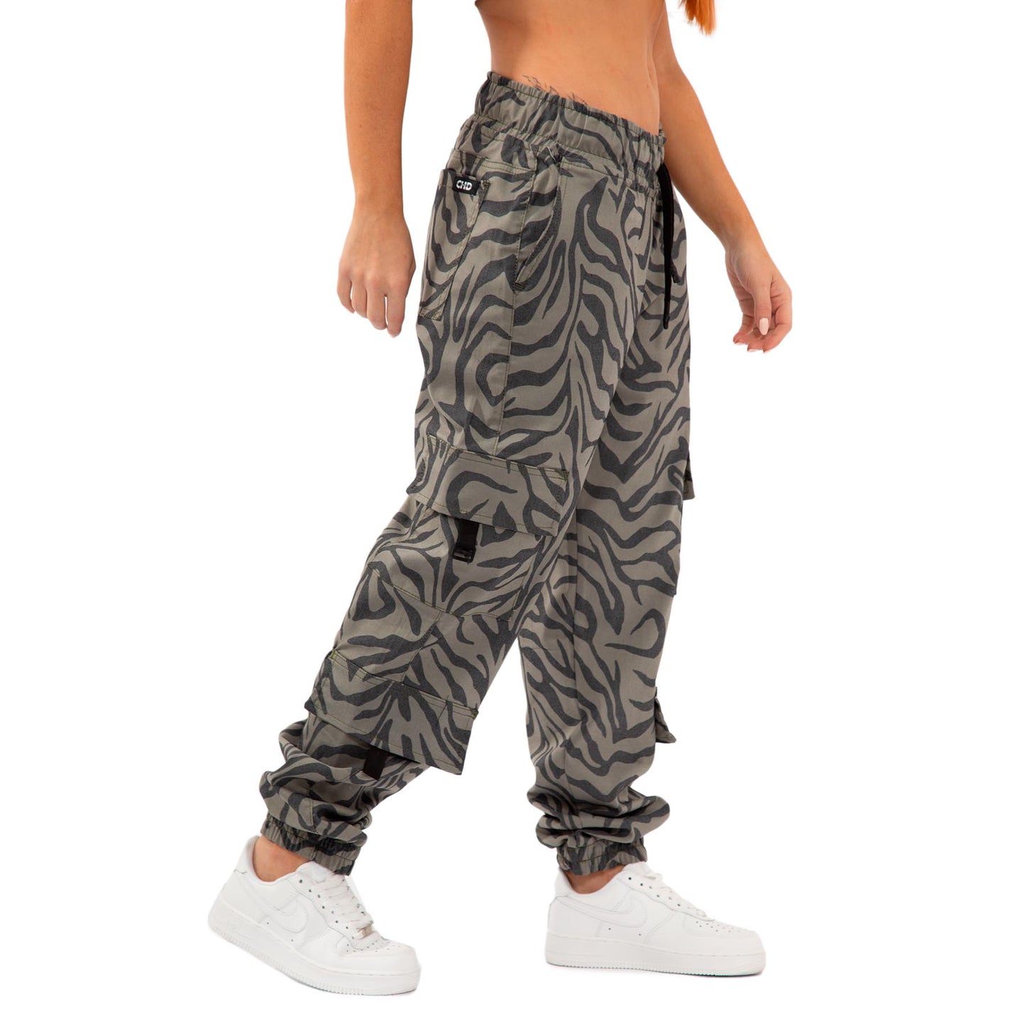 Wild zebra cammo Double Cargo Pants Mujer color: Green Gray 8121