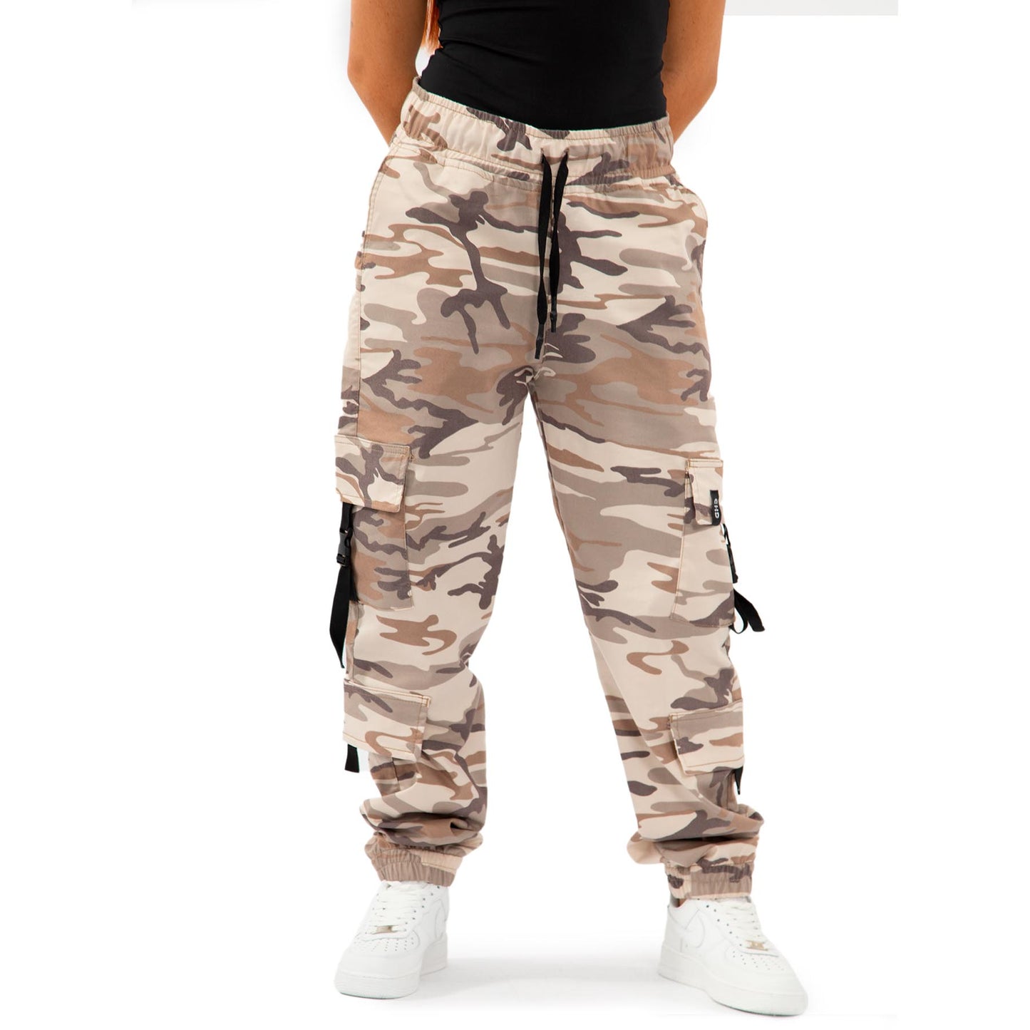 Wild cammo Double Cargo Pants Mujer color: KAKHI 8120