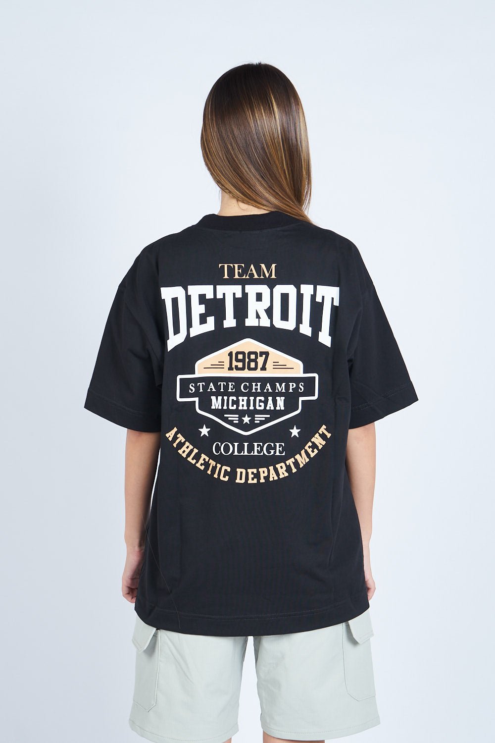 Camiseta oversize DETROIT NEGRO | DROP 03 |