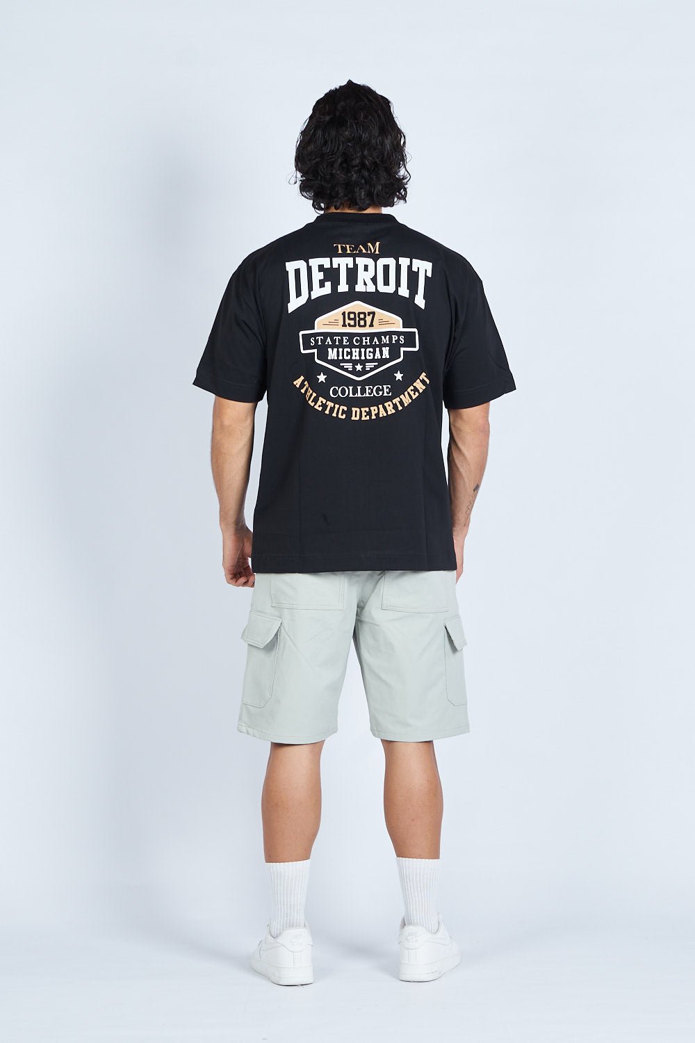 Camiseta oversize DETROIT NEGRO | DROP 03 |