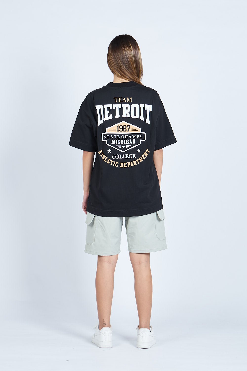 Camiseta oversize DETROIT NEGRO | DROP 03 |