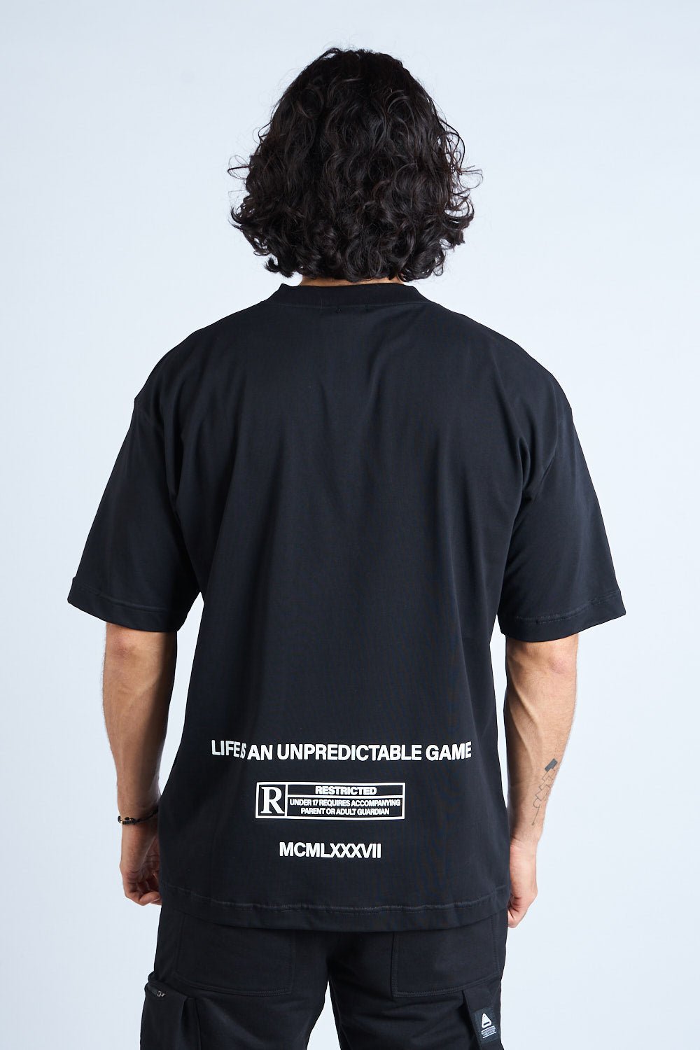 CAMISETA OVERSIZE NEGRA [DROP 0:0]