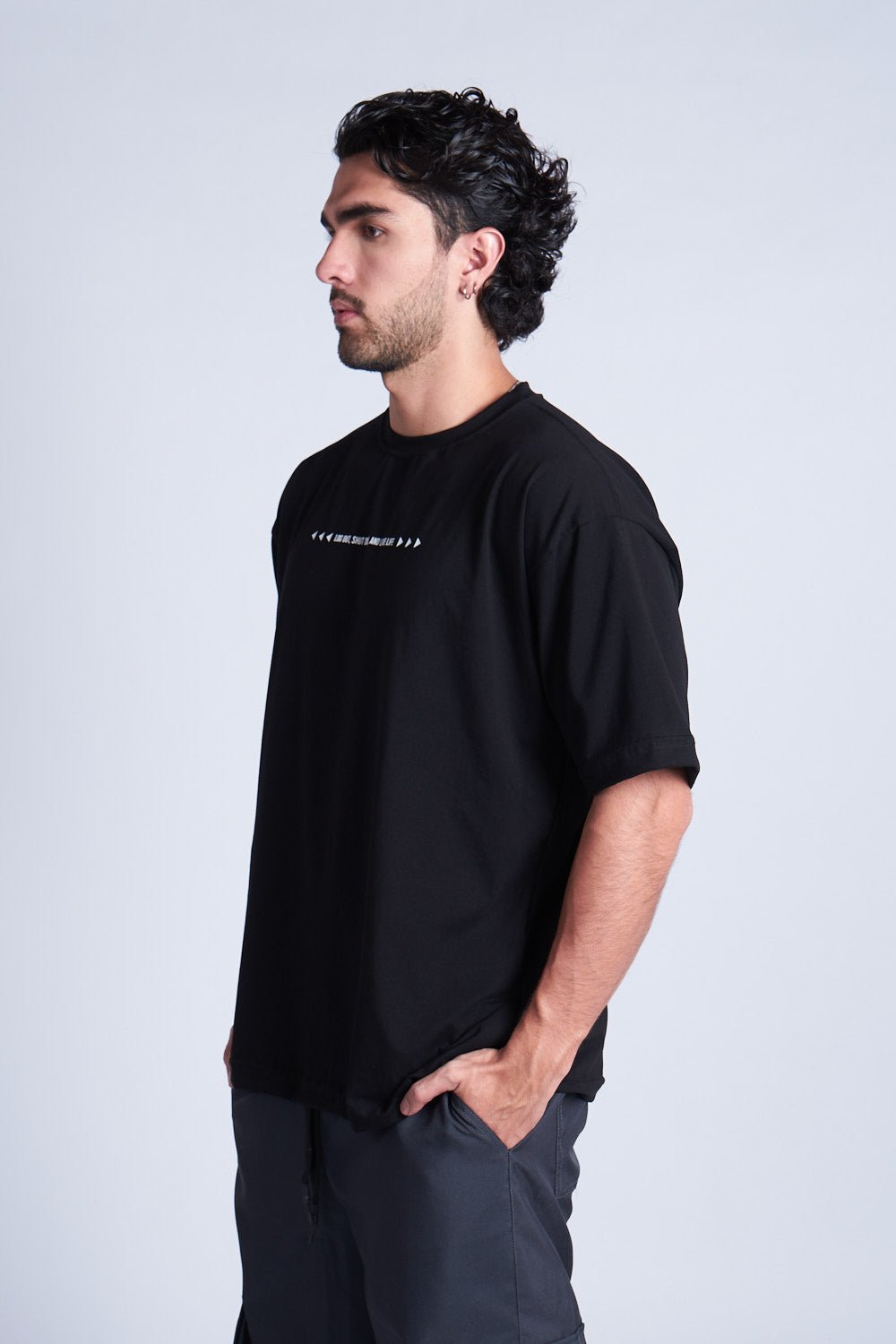 CAMISETA OVERSIZED ANGEL DETOX NEGRO - REDUX CLUB