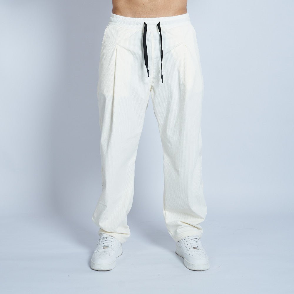 Jogger ballon corduroy con prenses Marfil