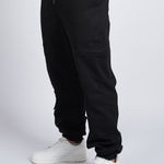 JOGGER CARGO CON PREENSES NEGRO - REDUX CLUB