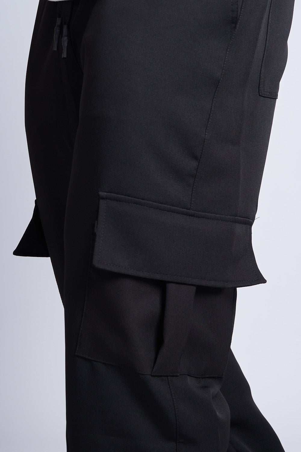 PANTALON CARGO TABLA Y CHARRETERA NEGRO - REDUX CLUB